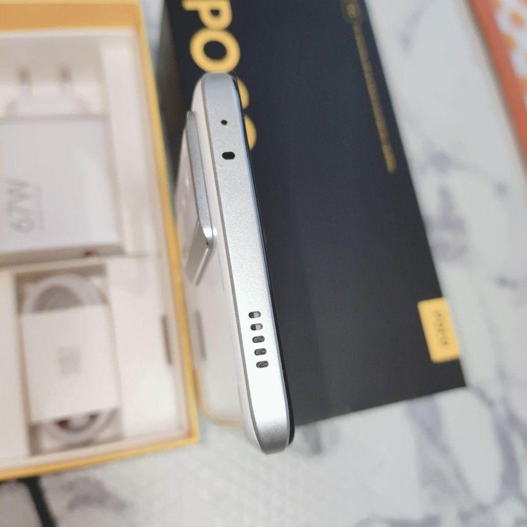 POCO❤F5❤PRO❤8GB❤256GB❤ホワイト❤❤美品❤ゲーミングスマホ