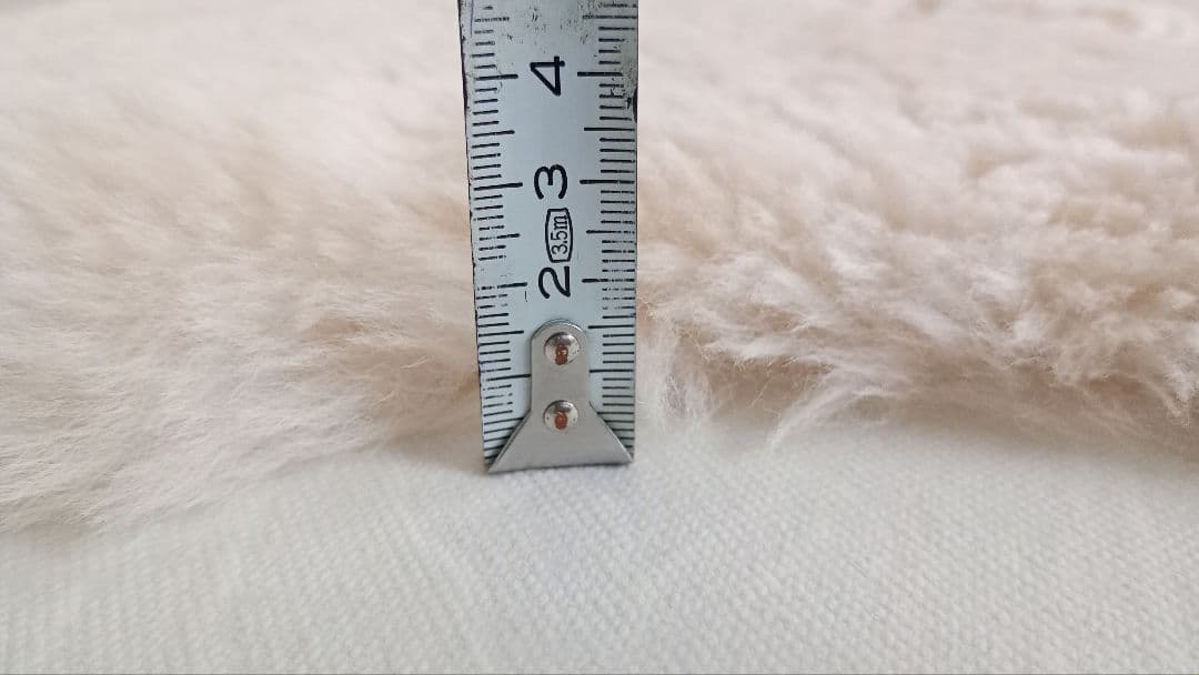 川島織物セルコン★ムートンラグ★ライトベージュピンク