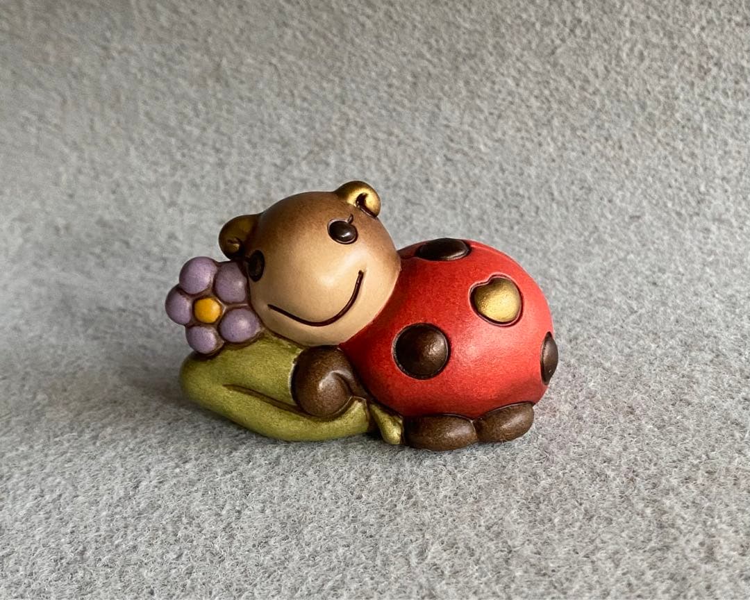 【イタリア製／THUN・トゥーン】陶器製・てんとう虫