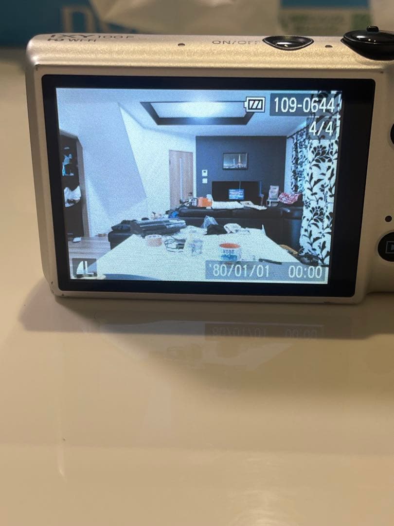 Canon IXY 100F コンパクトデジタルカメラ