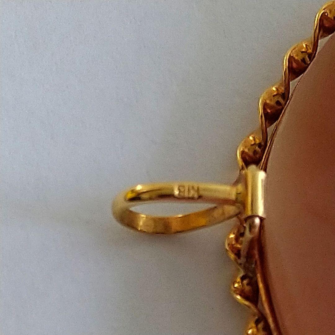 チョコレート✤作家ものシェルカメオ✤18K『小花に包まれて』2ways