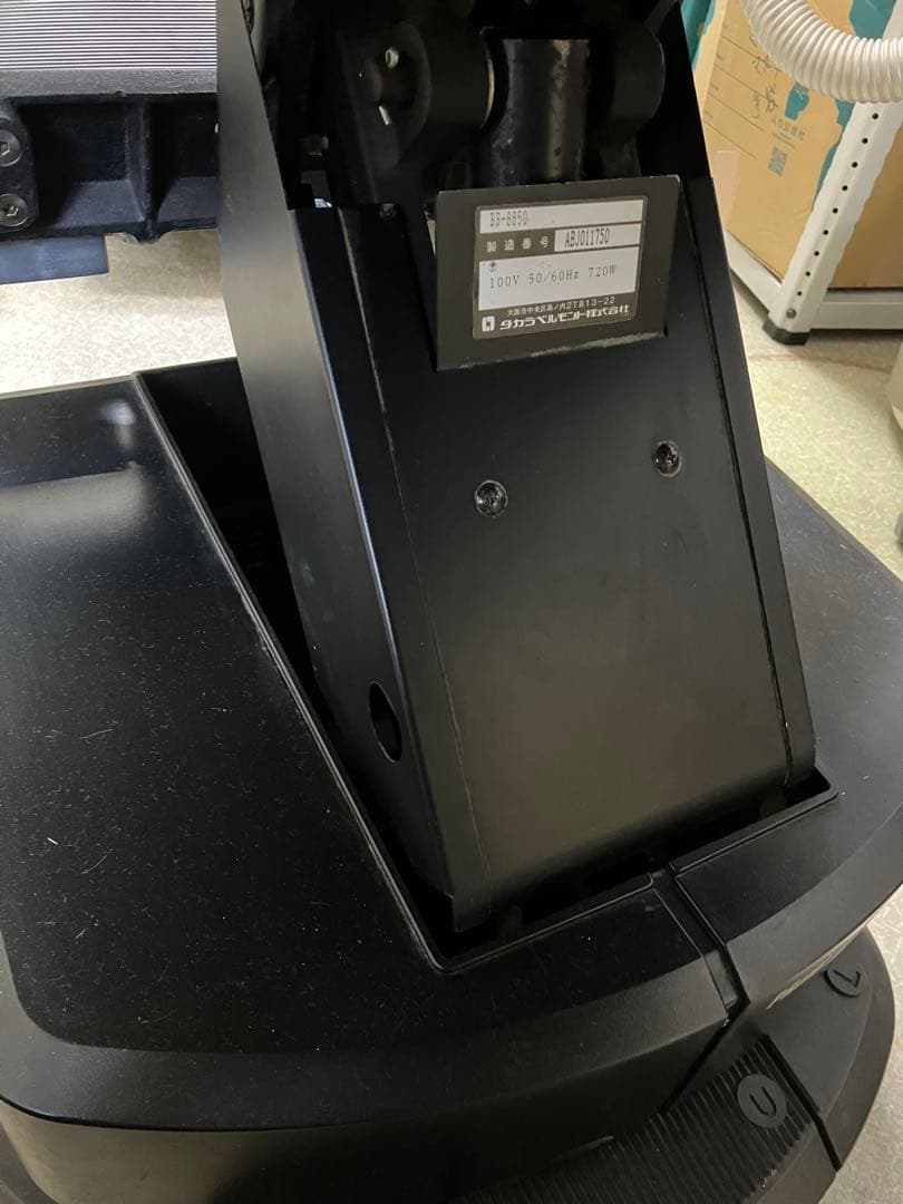 タカラベルモント理容椅子 プライムハイテクノ オートリターン中古①