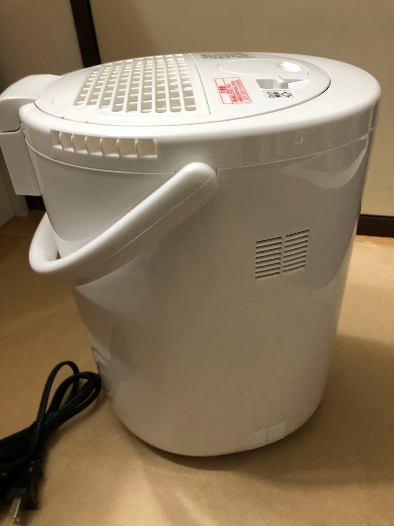 象印 スチーム式加湿器 EE-RS50-WA ホワイト　2023年製