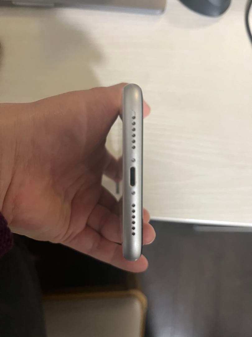 m*i様 Apple iPhone XR 64GB