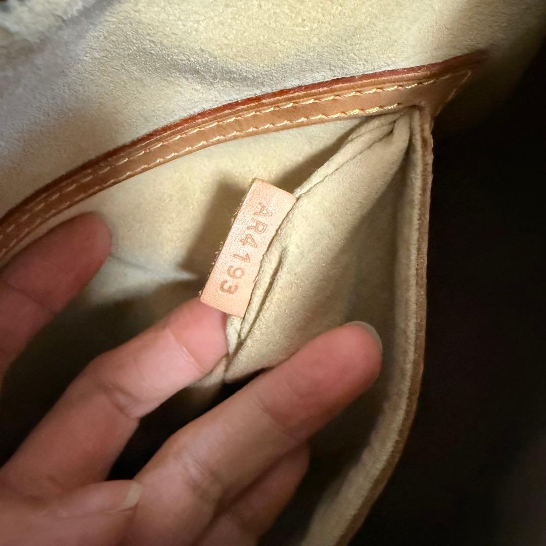 最終値下げ　ルイ・ヴィトン レティーロ M40325