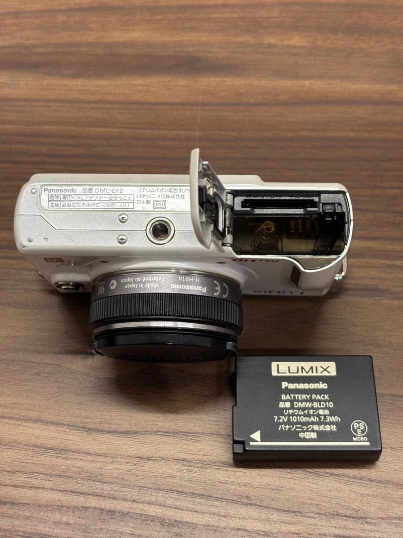 デジタルカメラ Panasonic Lumix DMC-GF2