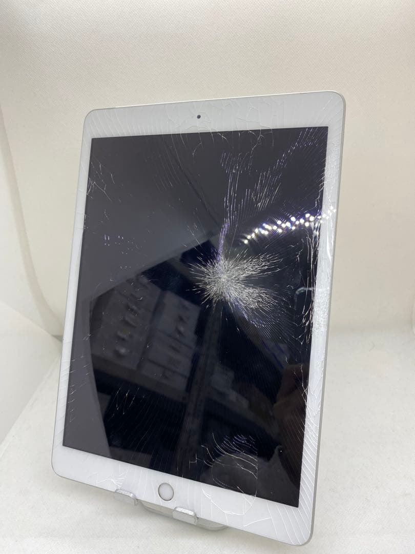 iPad Gen 第8世代 128GB SIMフリー 30568