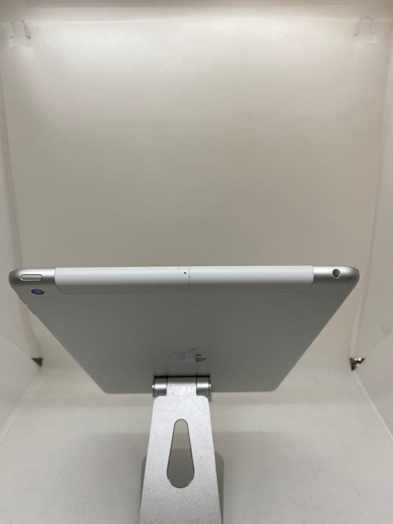 iPad Gen 第8世代 128GB SIMフリー 30568