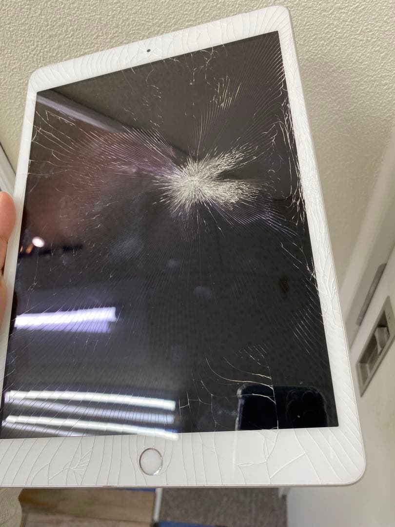 iPad Gen 第8世代 128GB SIMフリー 30568