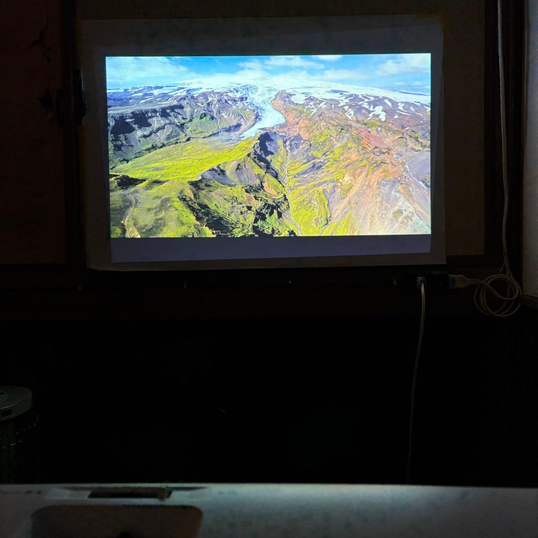 0686 EPSON プロジェクター　EB-2155W ランプ点灯時間 754h