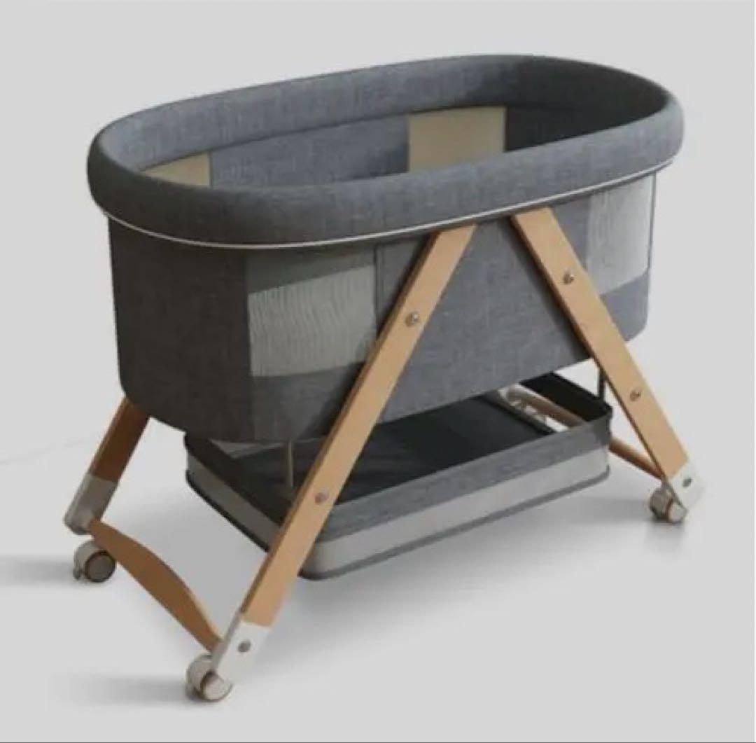 【ほぼ未使用】移動式ベビーベッド　折りたたみ　付属品：オムツ収納、蚊帳（未使用）