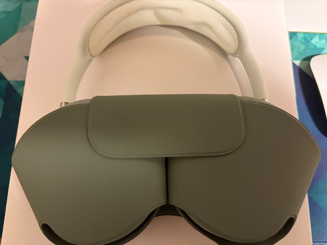 ワイヤレスヘッドホン ミントグリーン ケース付き