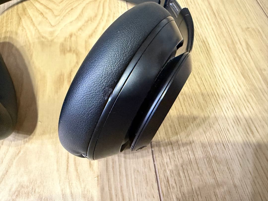 美品　Beats Studio Pro ブラック 保証有り　ワイヤレスヘッドホン