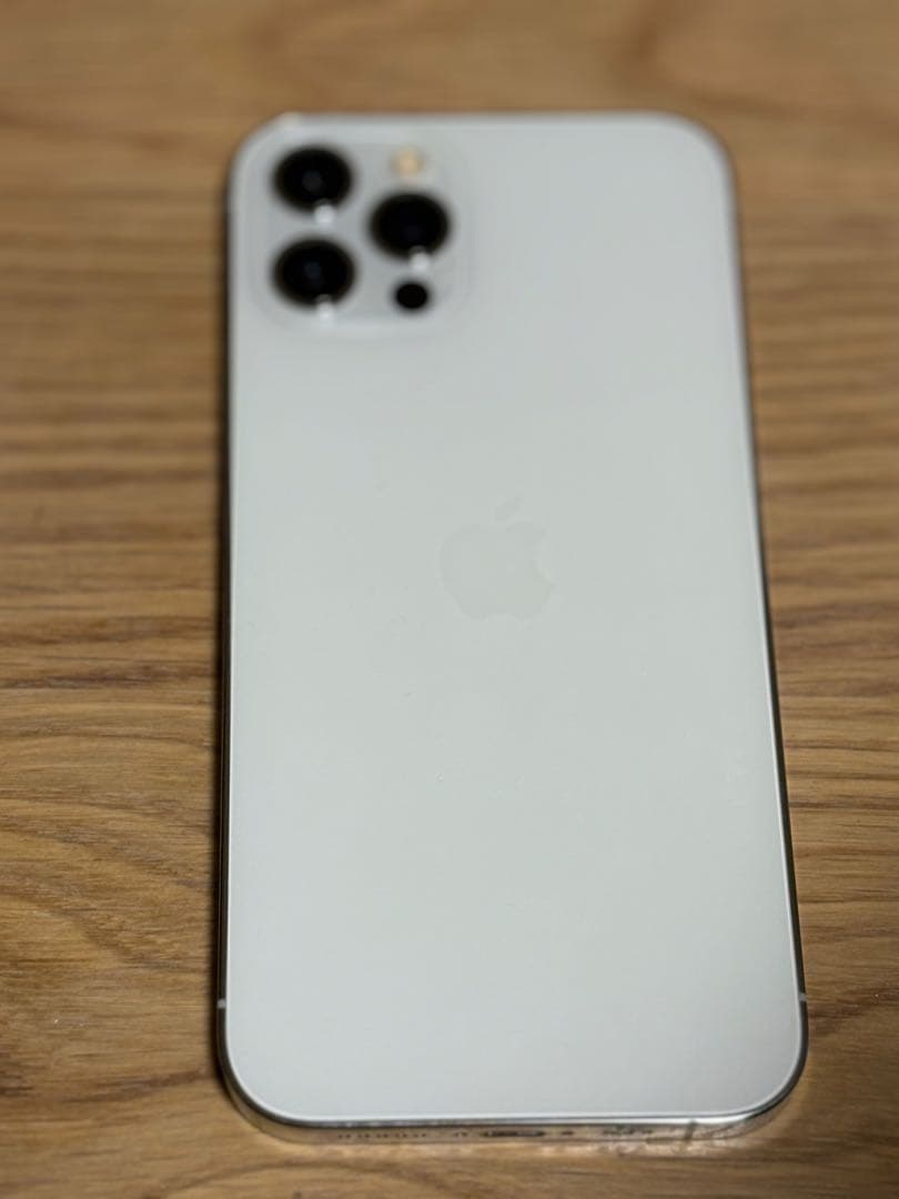 Apple iPhone 12Pro シルバー 本体