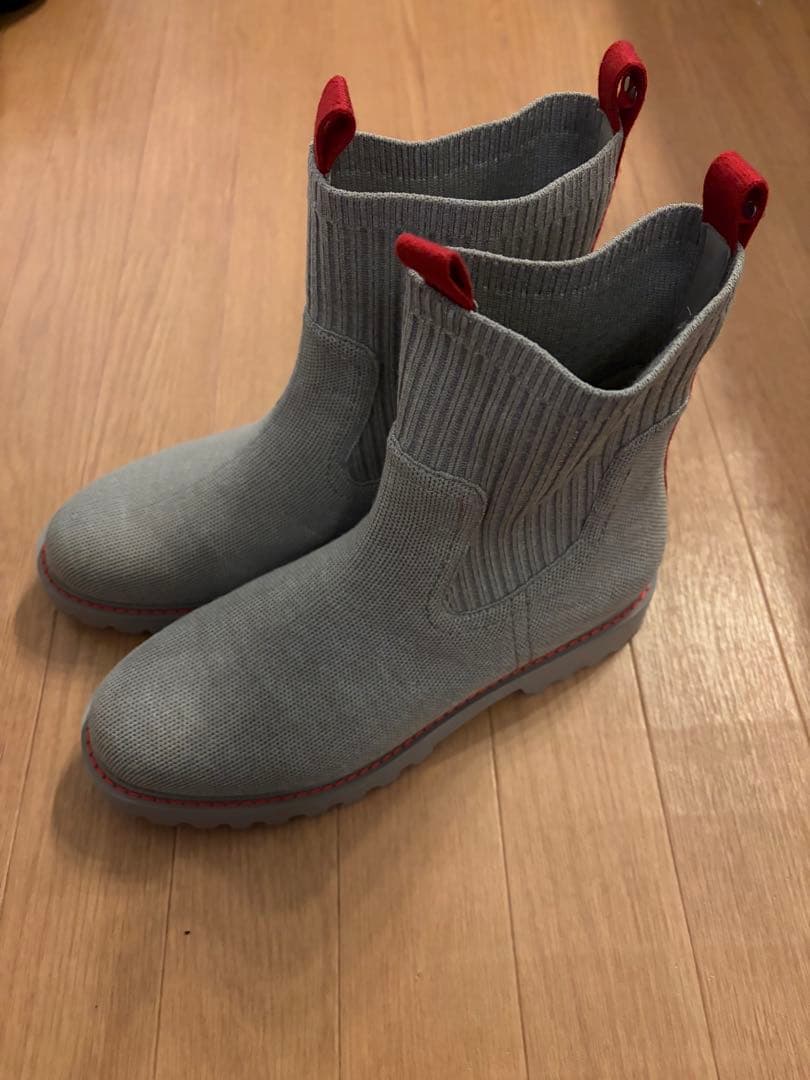 VIVAIA ベージュニットショートブーツ 赤タブ付き