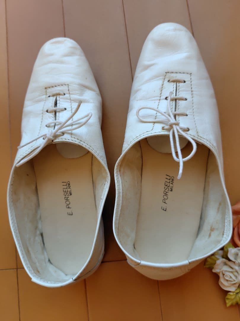 【値下げ！】ポルセリ　フラットシューズ　ジャズシューズ　白　１回のみ着用　38