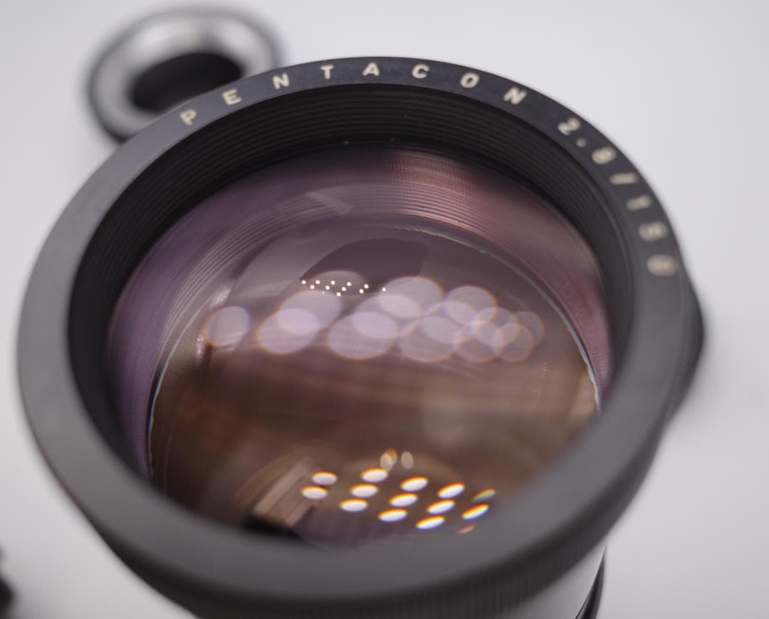 バブルボケレンズPentacon (Diaplan) 150mm f2.8M42