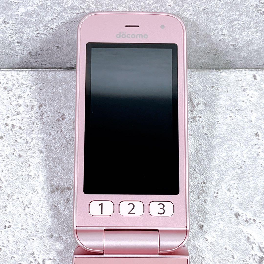 美品 docomo F-01M ピンク らくらくホン 4G携帯電話 ケータイ
