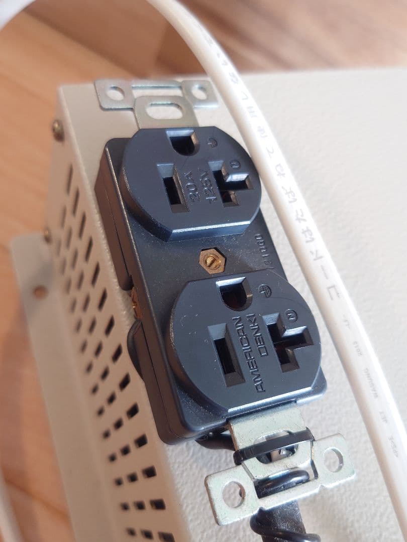 300W　トロイダルコア　ACノイズフィルター付きアイソレーション電源トランス