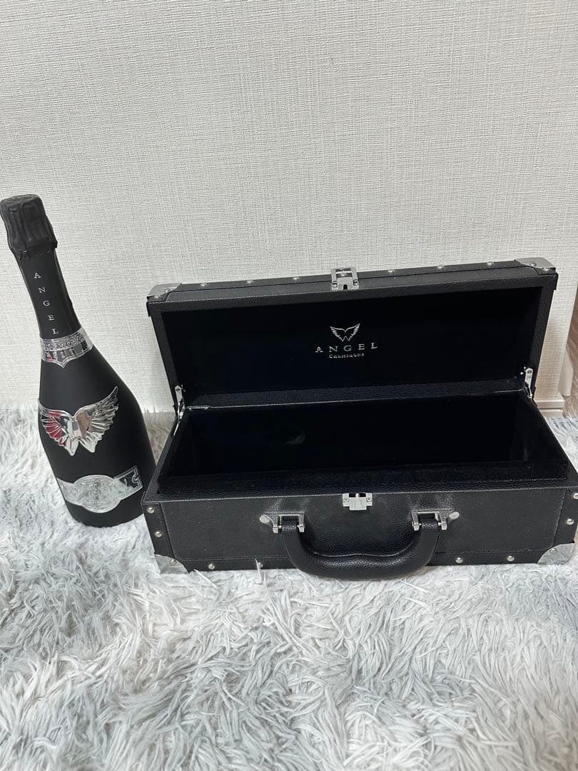 今週末まで値下げ エンジェル シャンパン