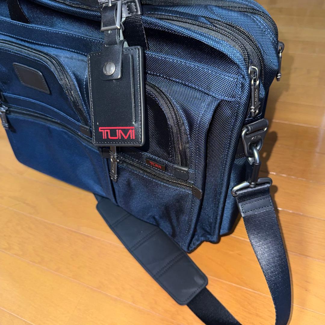 【美品】TUMI ショルダーバッグ　ビジネスバッグ
