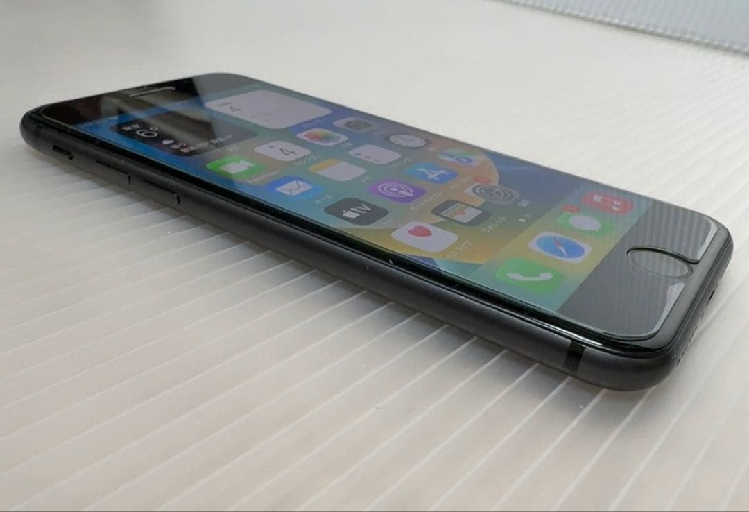 Apple iPhone8 SIMフリー 64GB 付属品付き バッテリー新品