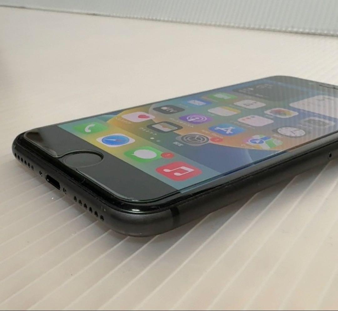Apple iPhone8 SIMフリー 64GB 付属品付き バッテリー新品