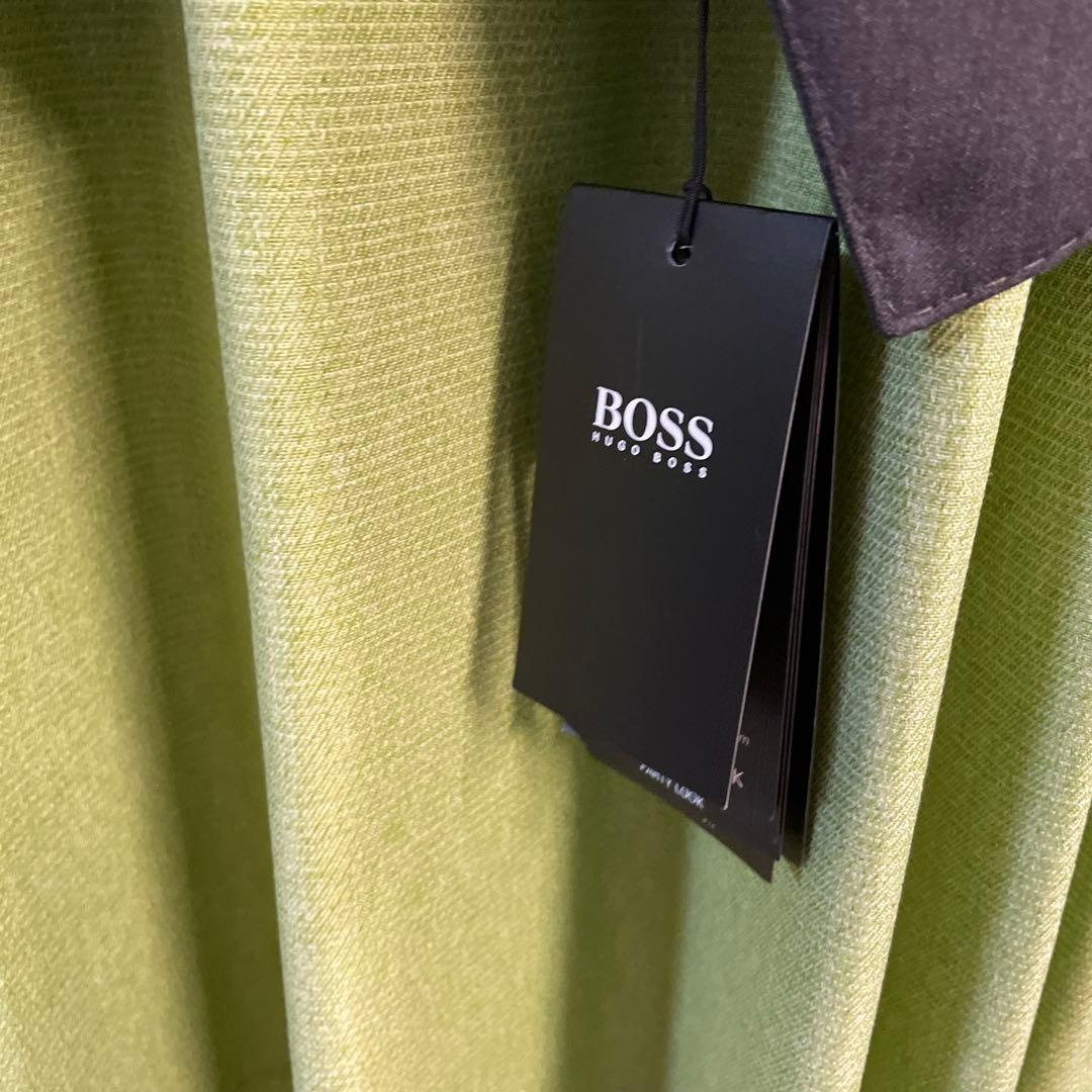 BOSS ダークグレー ノースリーブベスト