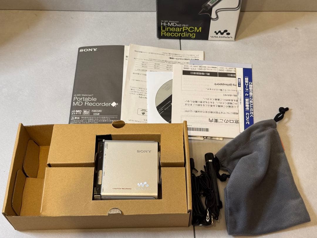 【稀少品】SONY MD ウォークマンMZ-RH1(S)