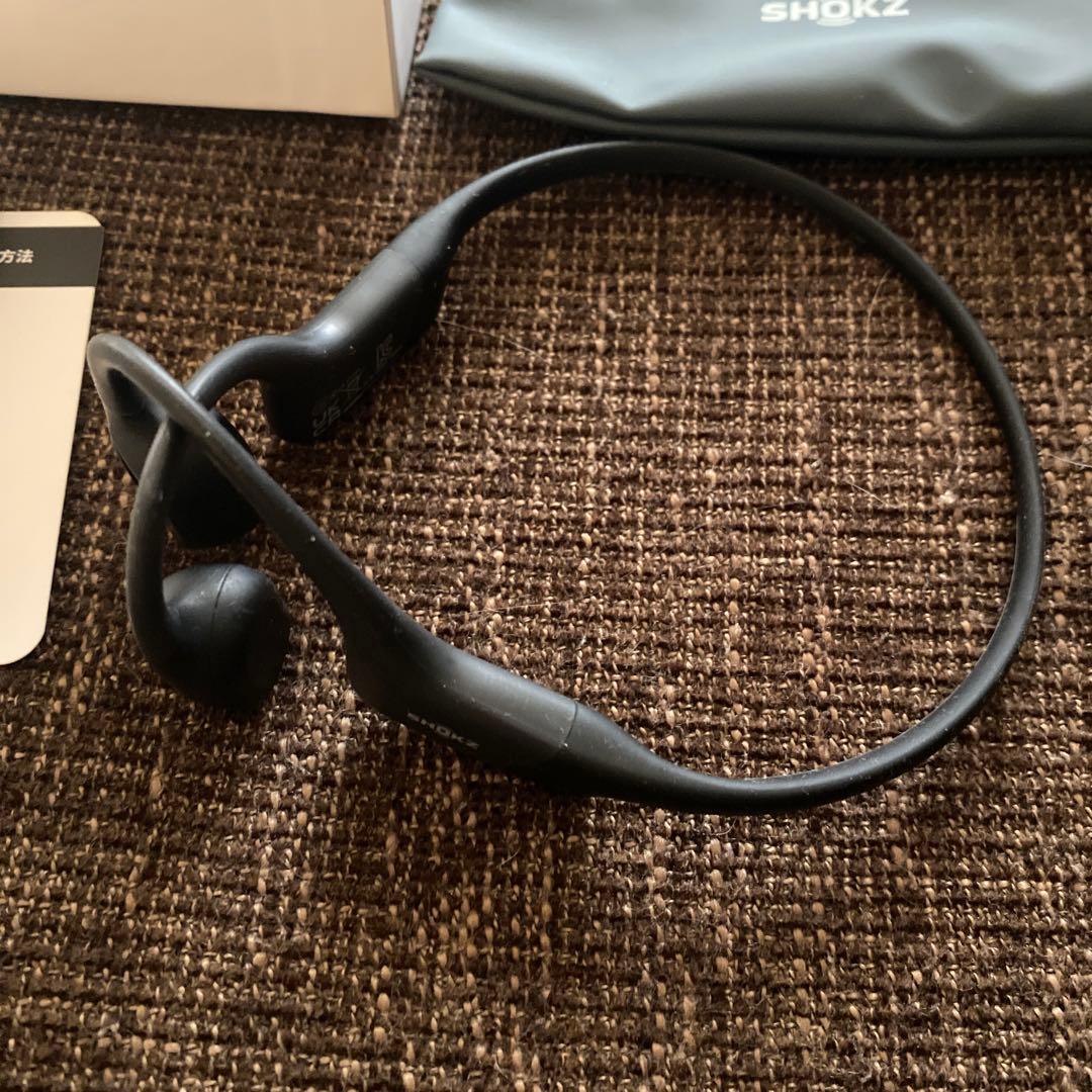 SHOKZ OPENRUN（S803） 骨伝導イヤホン　USB-c充電器
