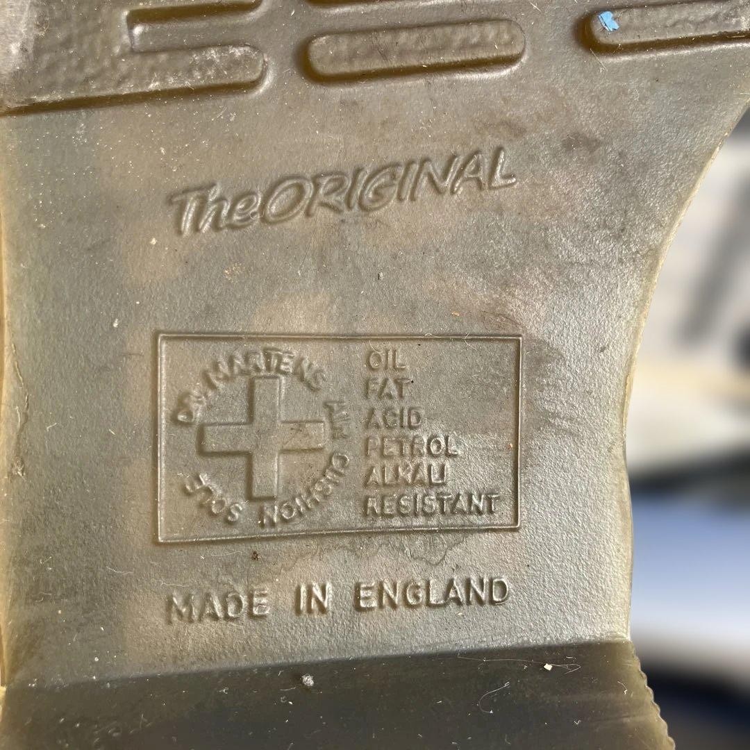 Dr.Martensドクターマーチン　イングランド製 チェリーレッド27.0㎝