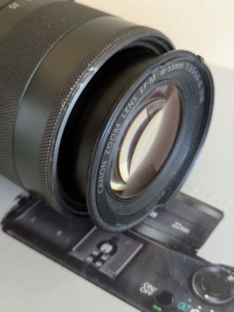 【ジャンク】Canon EOS M デジタル一眼レフ