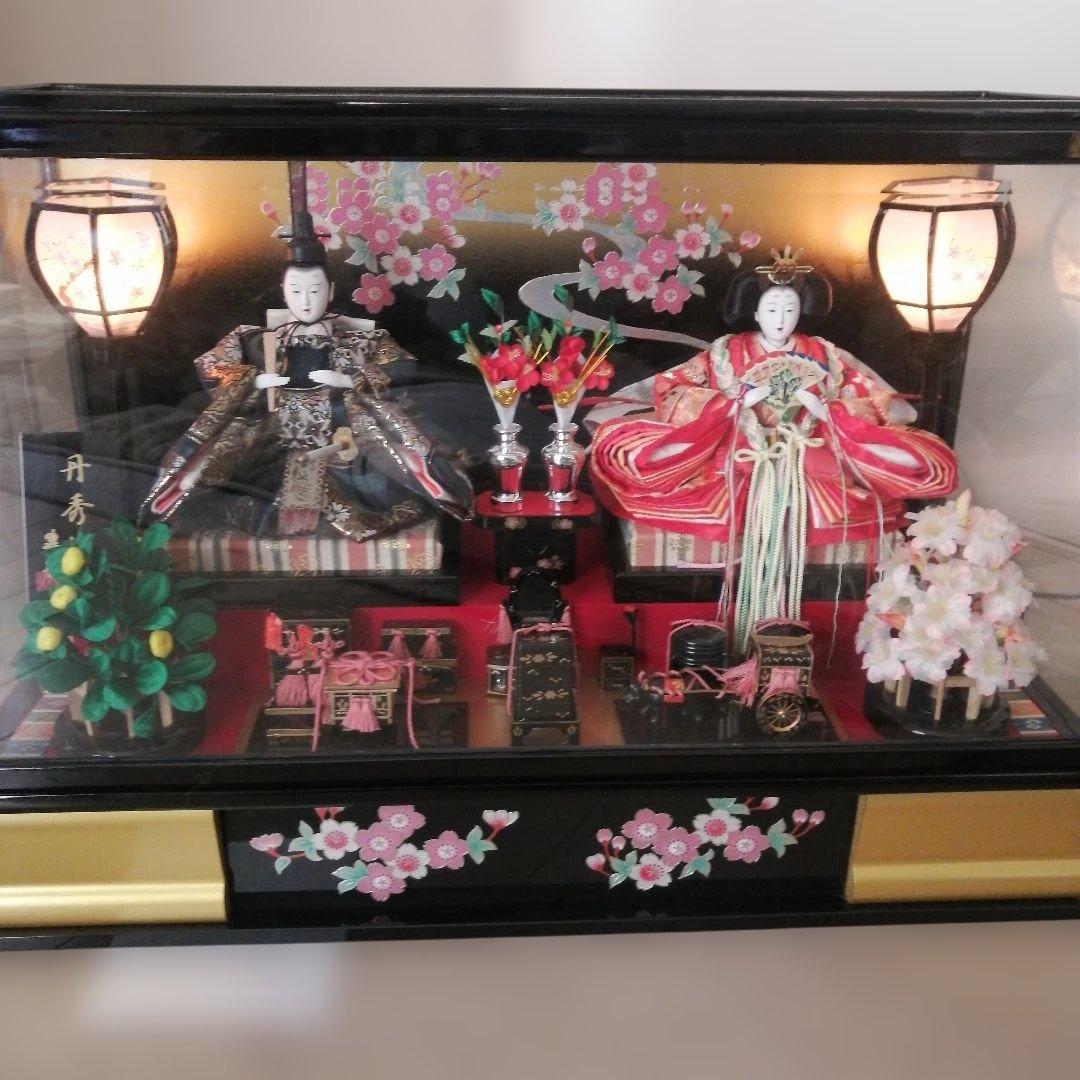 雛人形　桜模様　ケース入り　横67 縦30 高さ48　置場所選びません！　美品