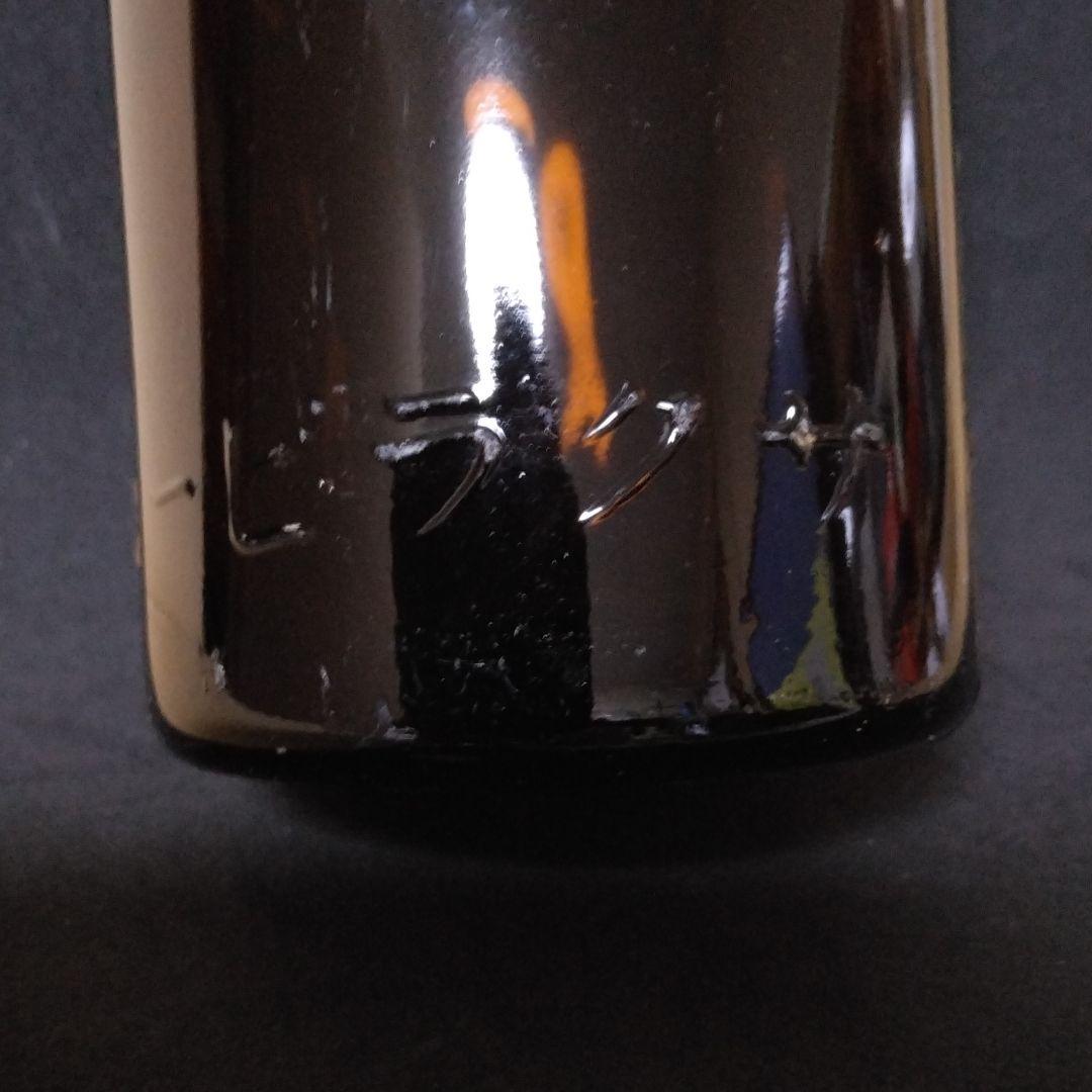 ★戦前のサクラビール瓶とサクラ花の入ったコップ