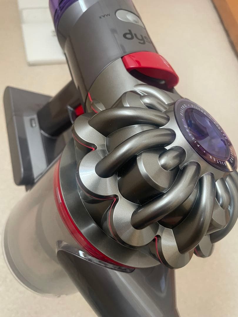 Dyson スティッククリーナー 本体 充電スタンド付き