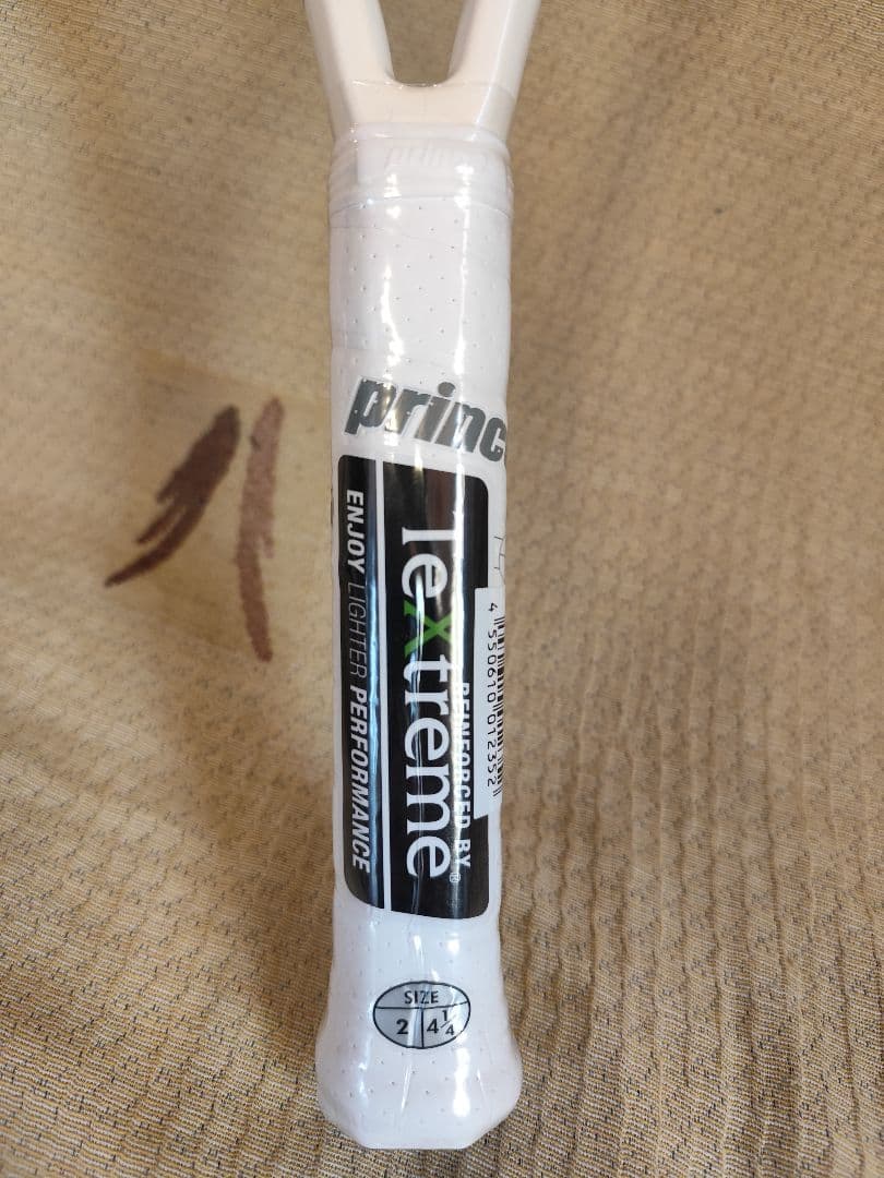 新品未使用プリンス エンブレム 110 最新現行モデルグリップ2