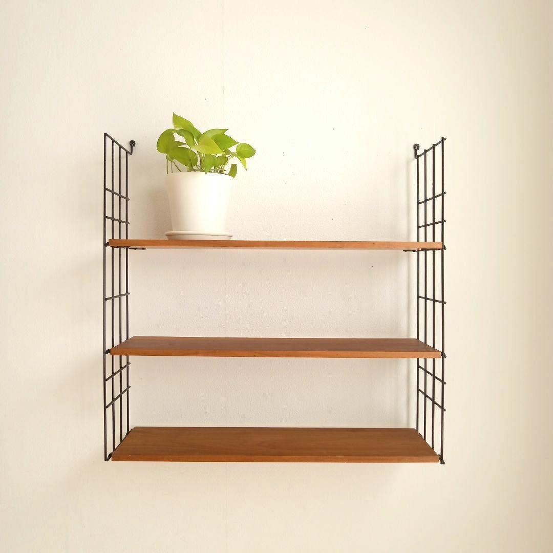 チーク材の3段シェルフ スウェーデン 北欧ヴィンテージ