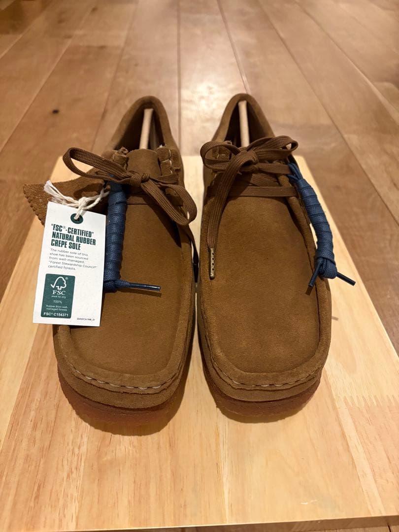 【新品未使用】2025年購入クラークス ワラビー8 ブラウン(コーラ)スエード