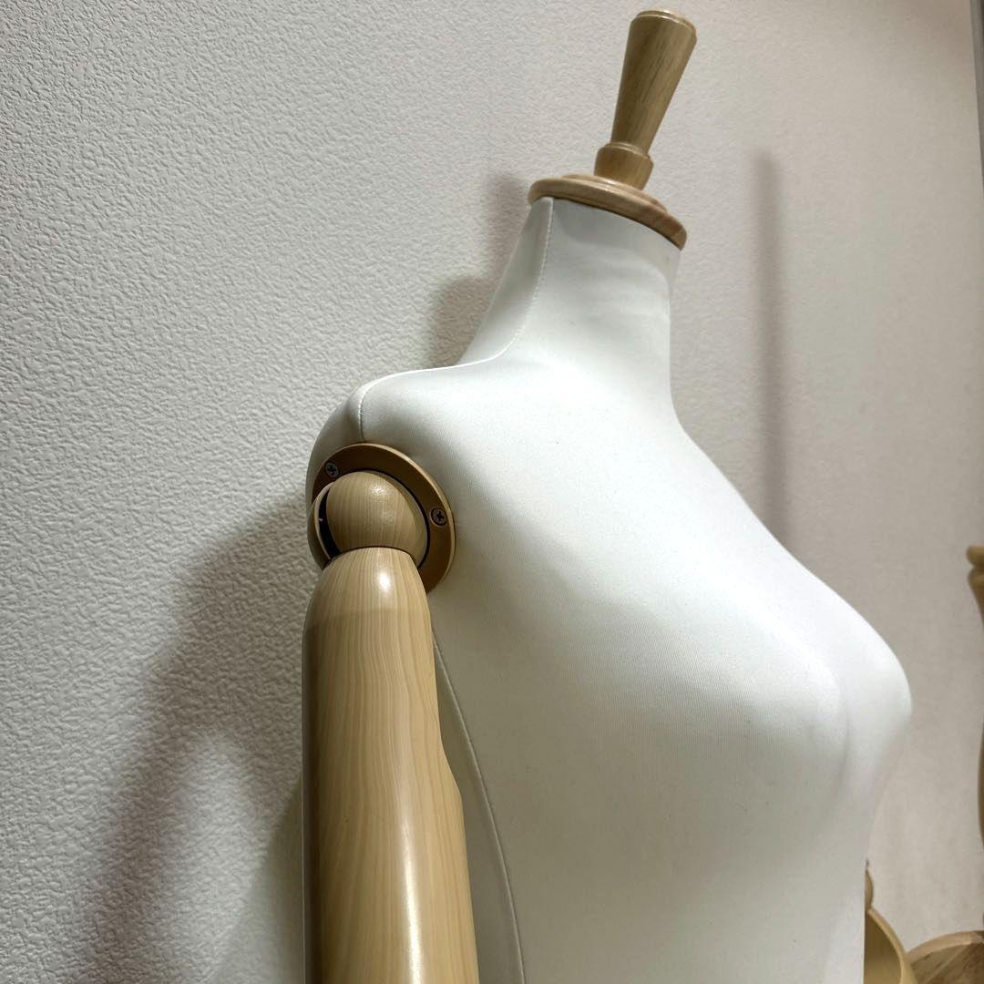 【即決大歓迎】上半身トルソー マネキンディスプレイ スタンド付き