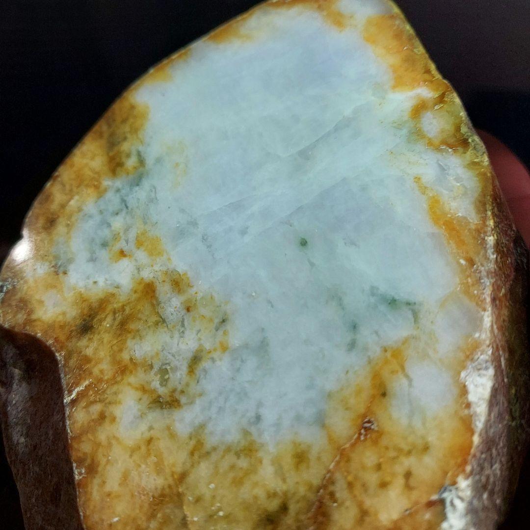 大人気のラベンダーカラー♪ 大きな本翡翠 JADEITE 原石 1面磨き 353