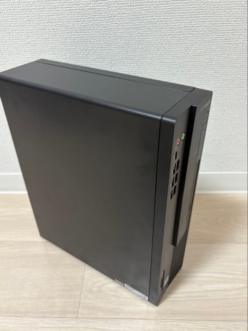 ASUS Core i7デスクトップパソコン　D6414SFF-I79700T