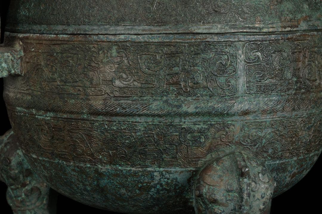 春秋時代 青銅蟠螭紋鼎 三足双耳鼎 蓋付 共箱 古銅器 唐物 時代 古美術 骨董