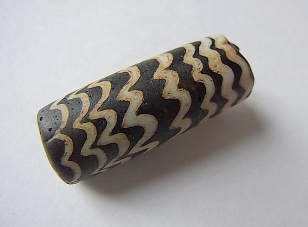 ★C0401★古代 (17) ガラスビーズ とんぼ玉 難あり イスラム 大粒管