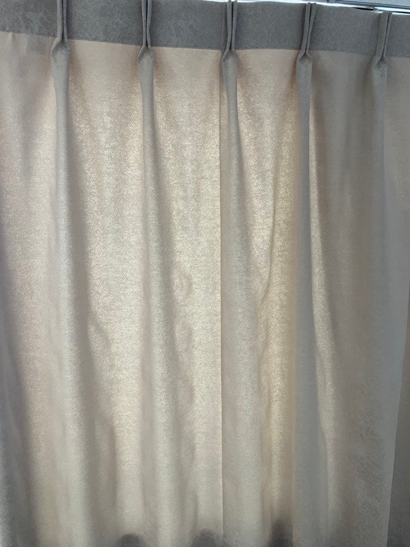 クリーム色 ドレープカーテン 2枚組　約117cm×190cm（丈×横幅）