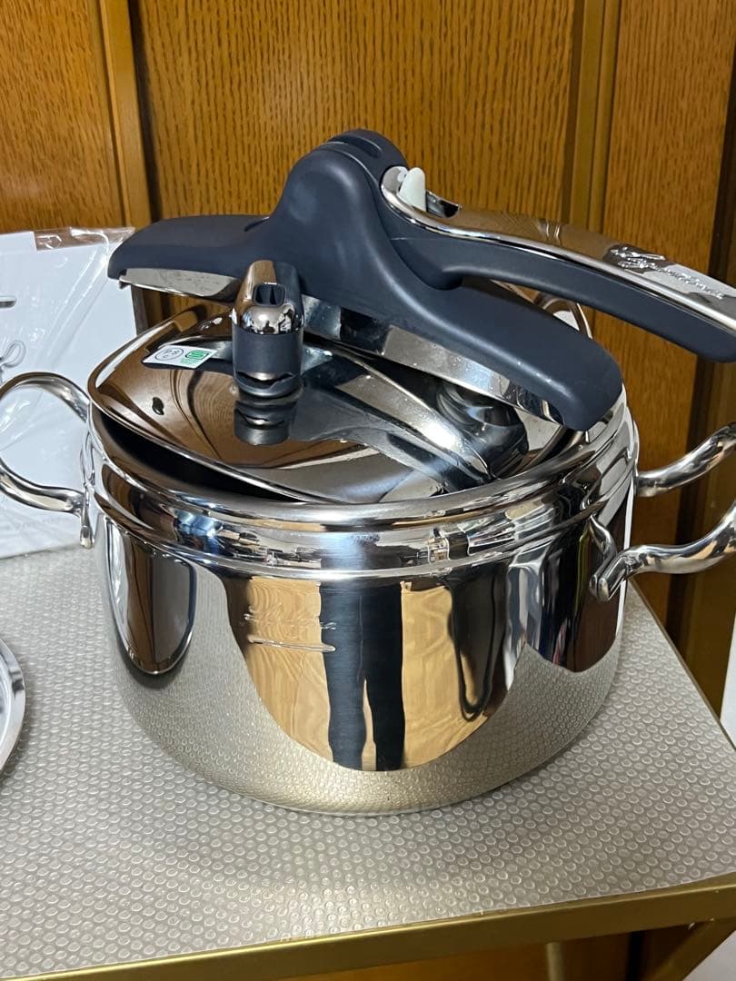 ラゴスティーナ　圧力鍋　ドミナ・カーサミア　5L