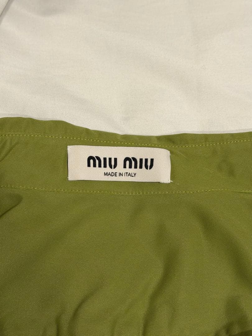 miumiu ミュウミュウ ロゴ クロップド丈 シャツ ブラウス