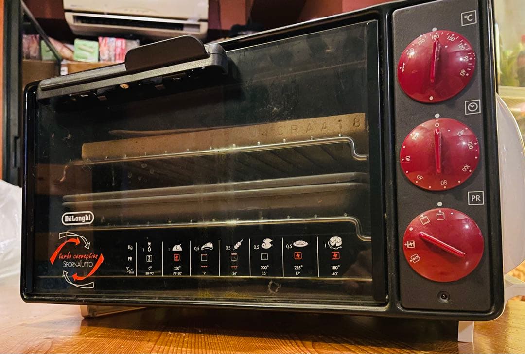 DeLonghi Sfornatutto ビルトインオーブン