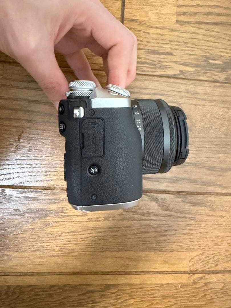 Canon EOS M6 14-45mmレンズキット