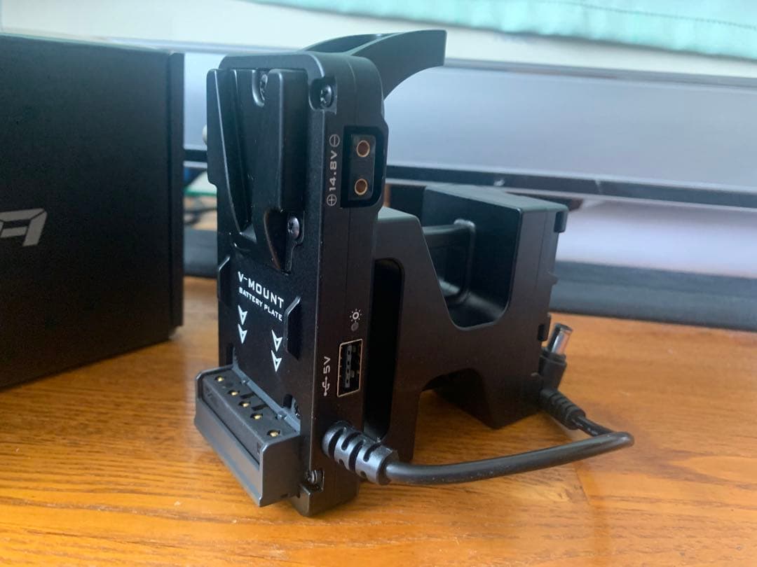 TILTA FX6用BTプレート Vマウント
