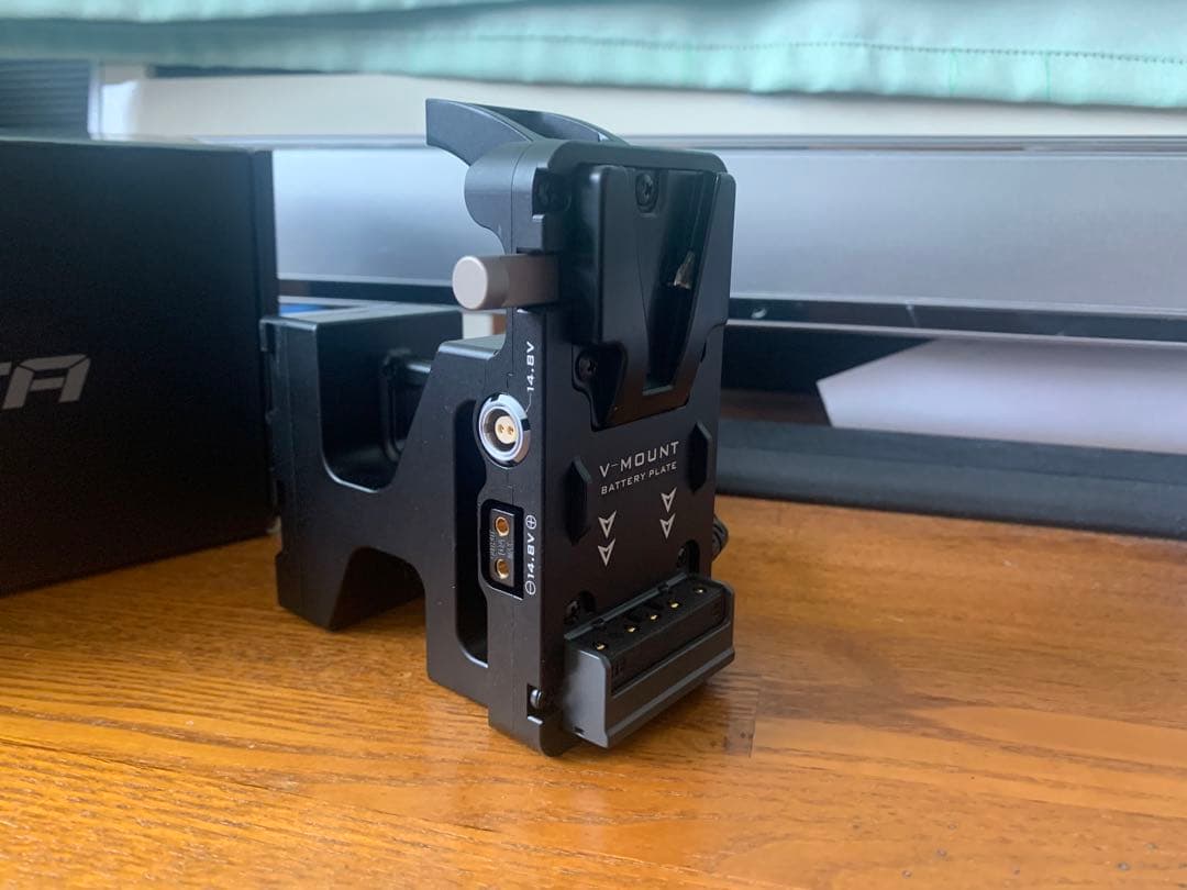 TILTA FX6用BTプレート Vマウント